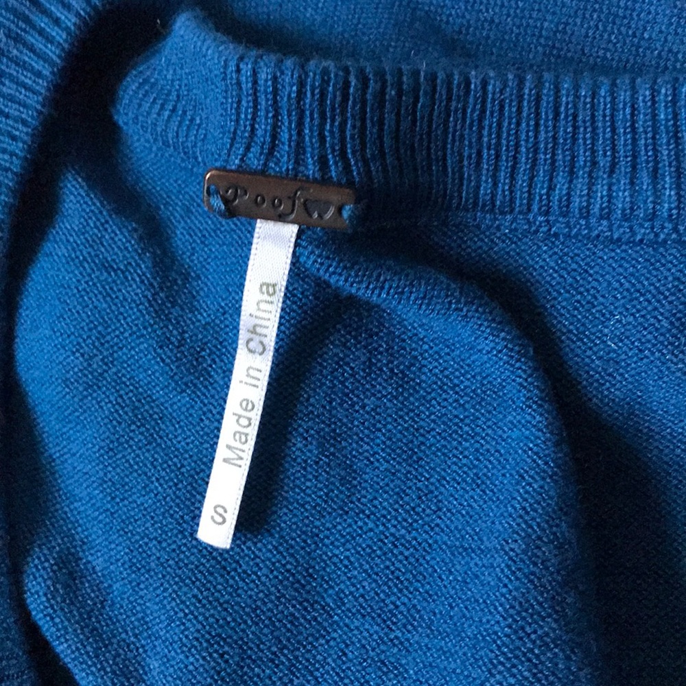 💙💙 Cardigan 💙💙 - Picture 4 of 5